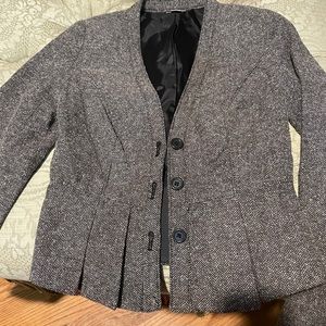Worthington 2p suit. Cute peplum style jacket.